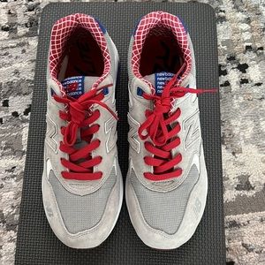 New Balance MRT580CP RevLite sneakers